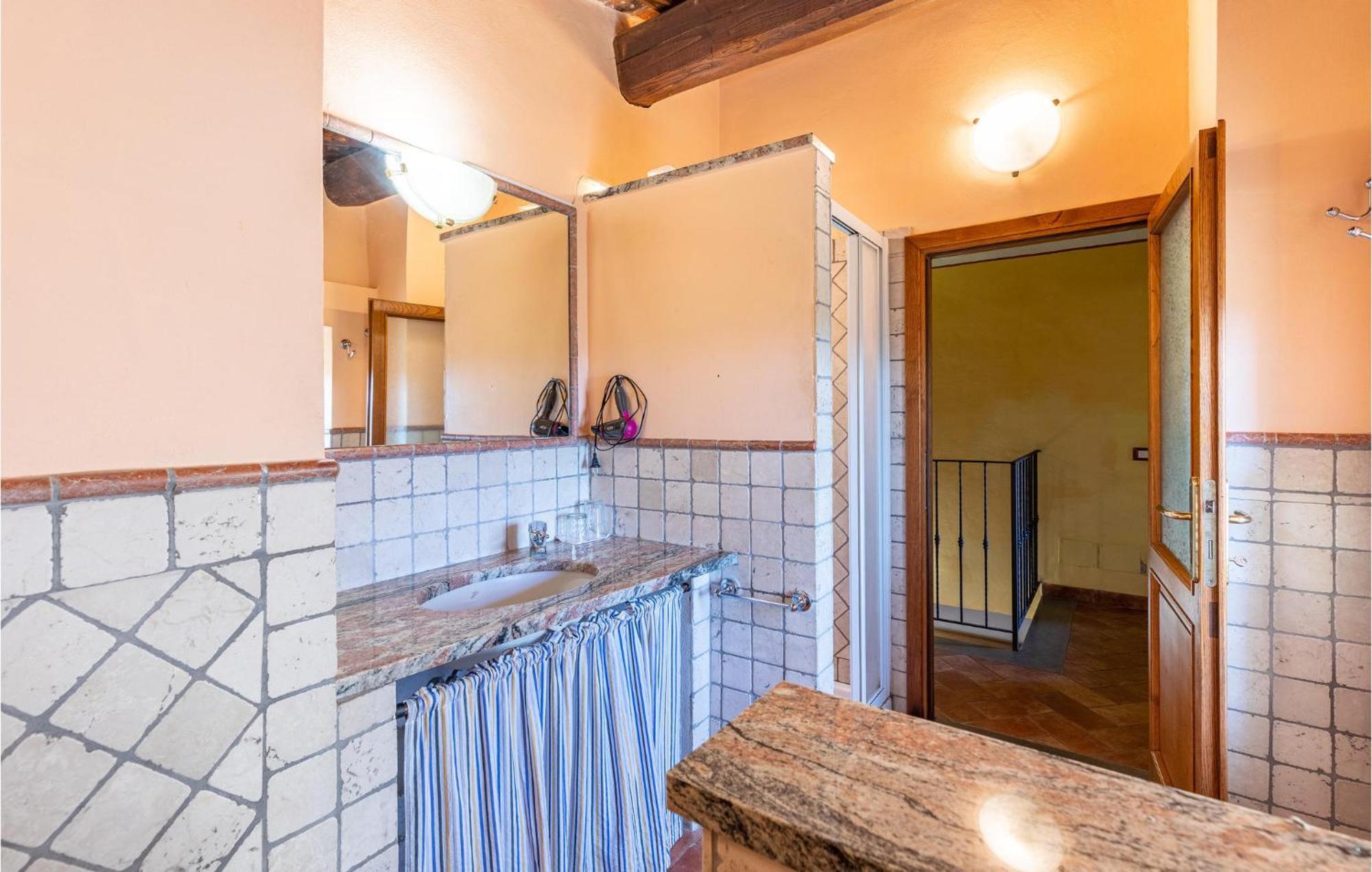 Awesome Home In Marliana With Kitchenette Zewnętrze zdjęcie