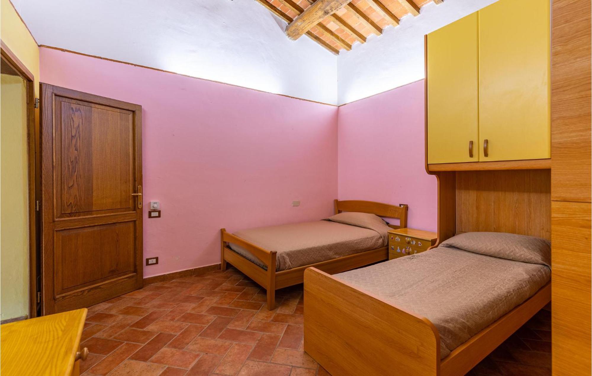 Awesome Home In Marliana With Kitchenette Zewnętrze zdjęcie