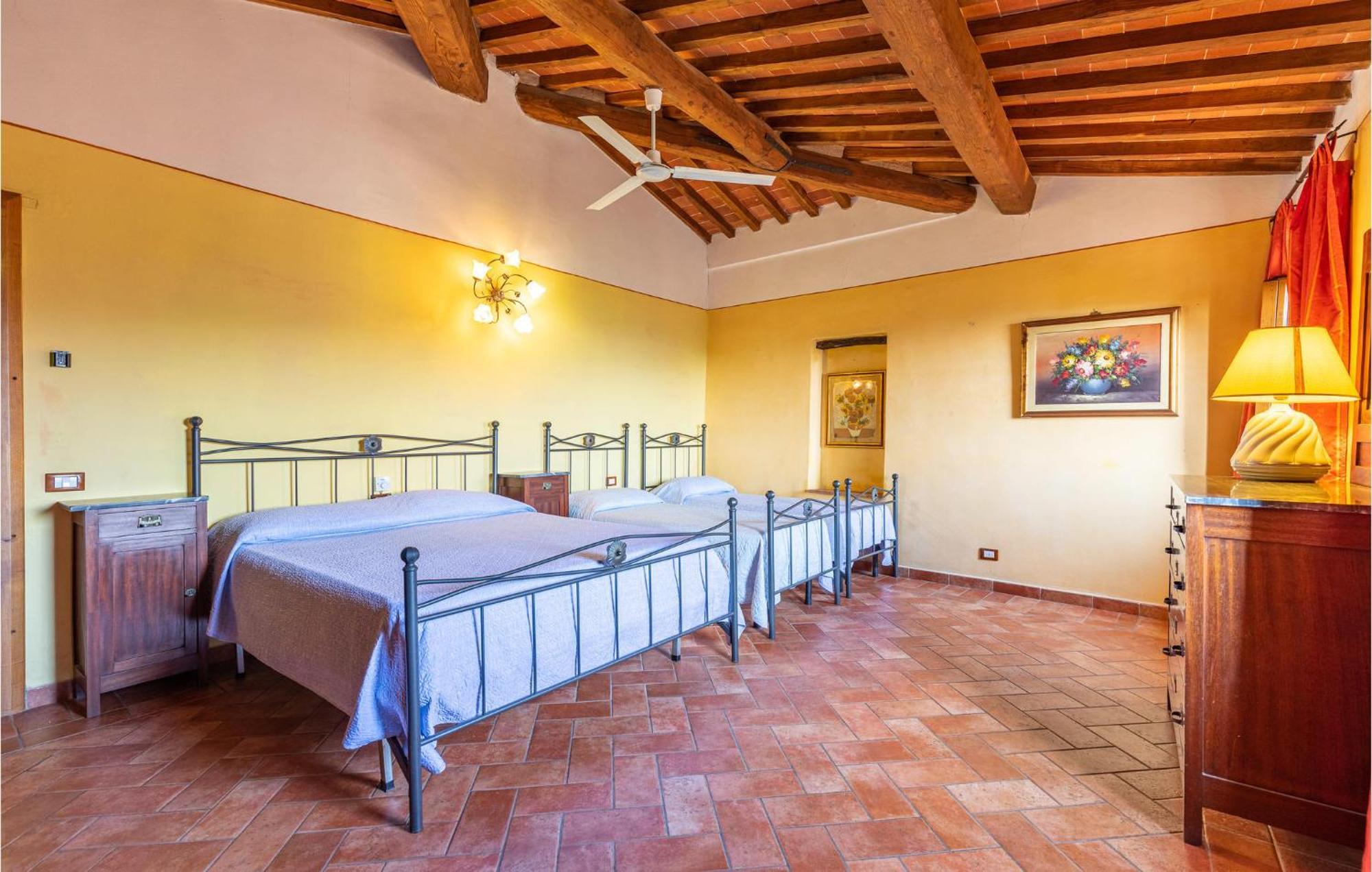 Awesome Home In Marliana With Kitchenette Zewnętrze zdjęcie