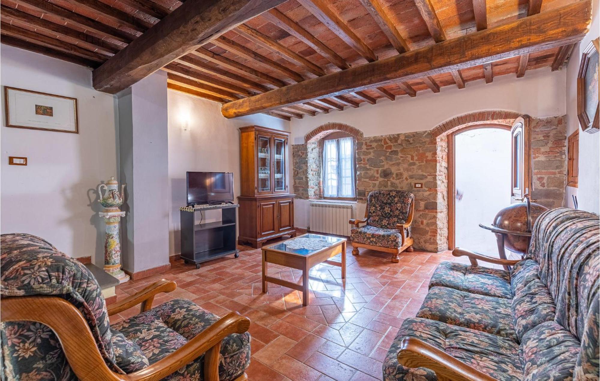 Awesome Home In Marliana With Kitchenette Zewnętrze zdjęcie