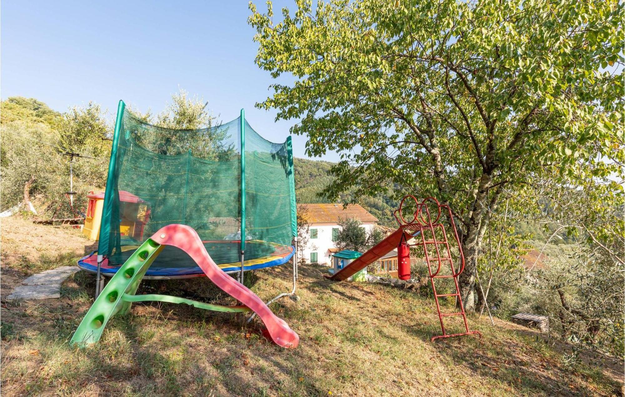Awesome Home In Marliana With Kitchenette Zewnętrze zdjęcie