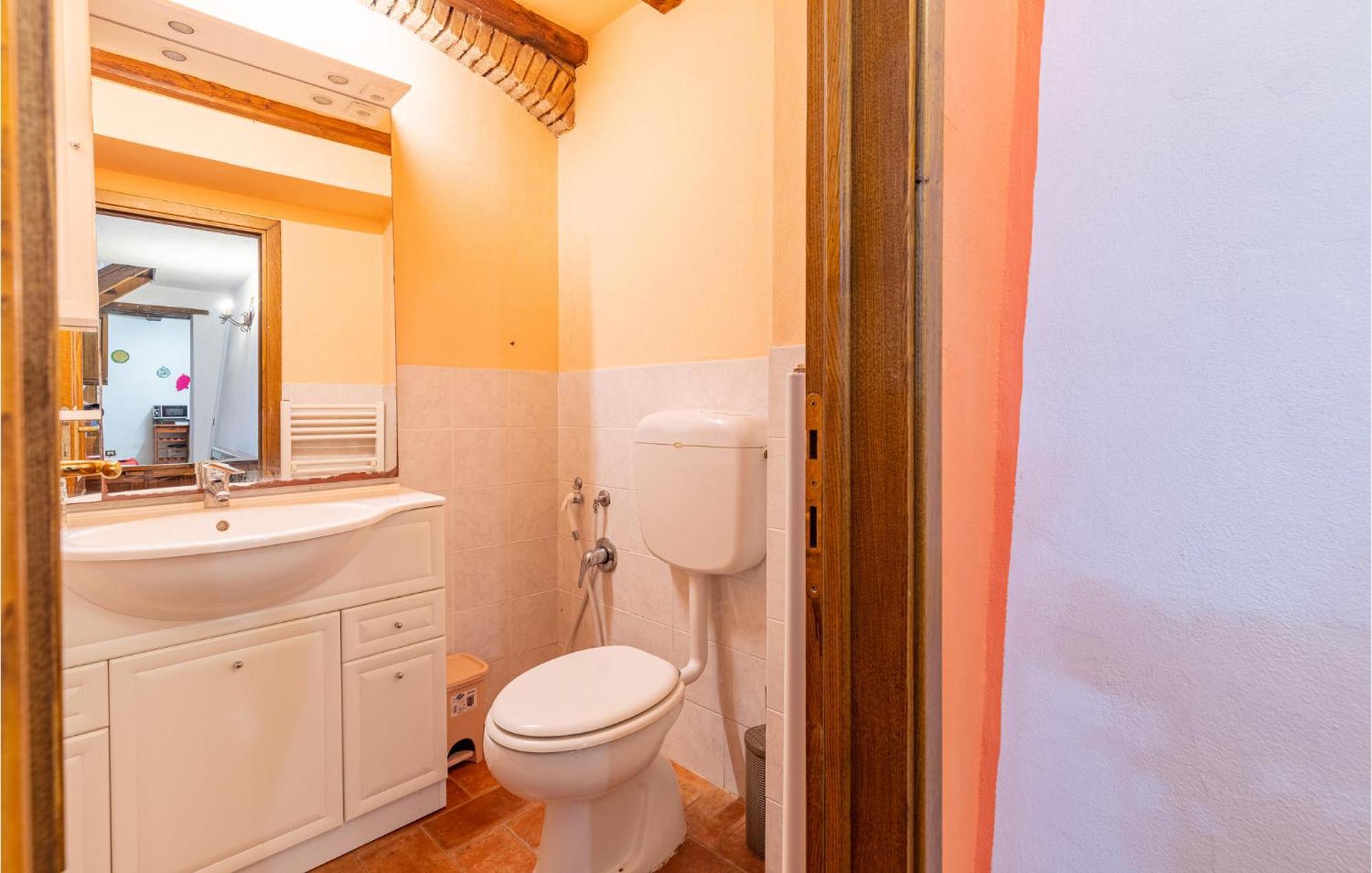 Awesome Home In Marliana With Kitchenette Zewnętrze zdjęcie