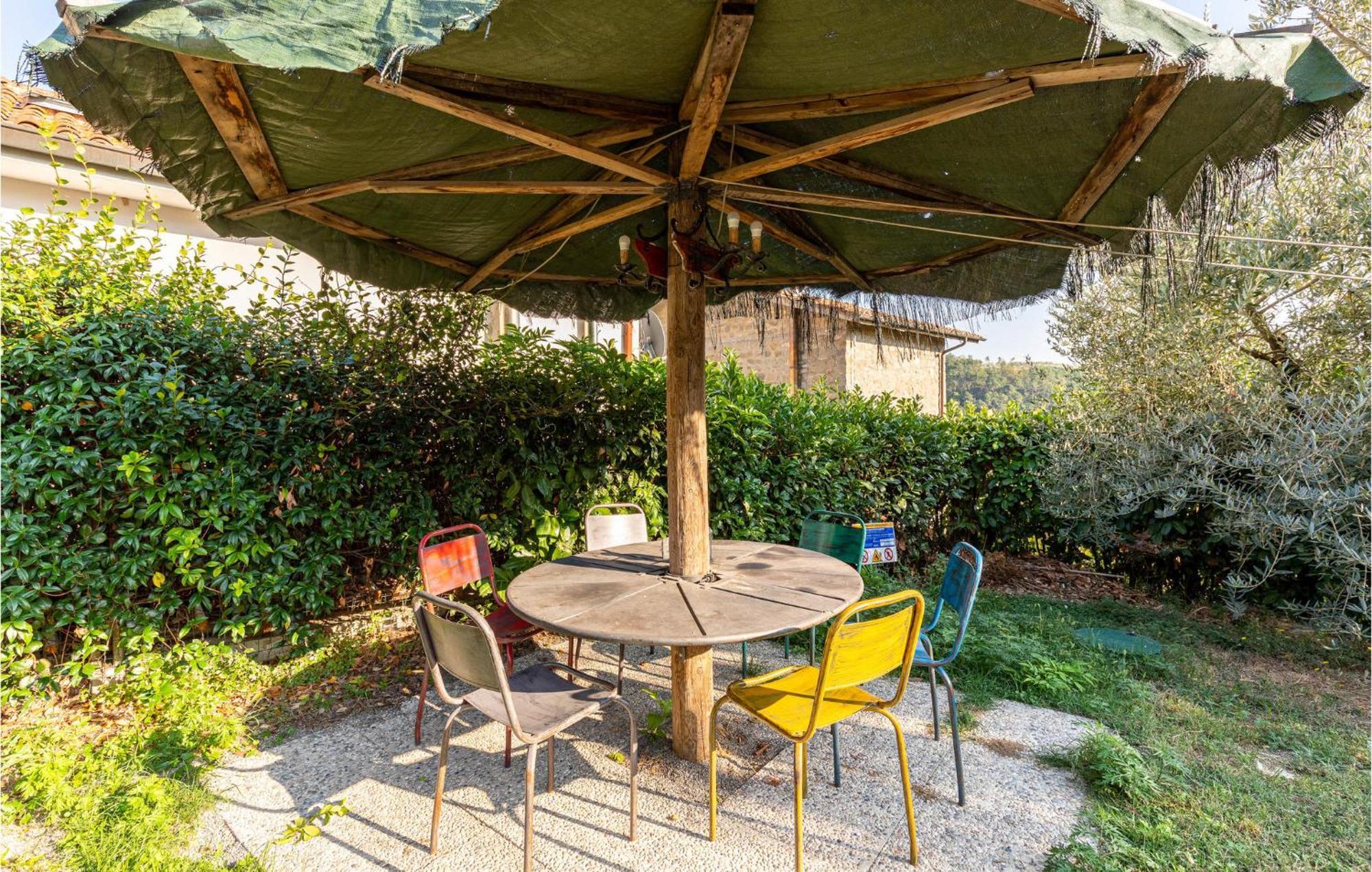 Awesome Home In Marliana With Kitchenette Zewnętrze zdjęcie